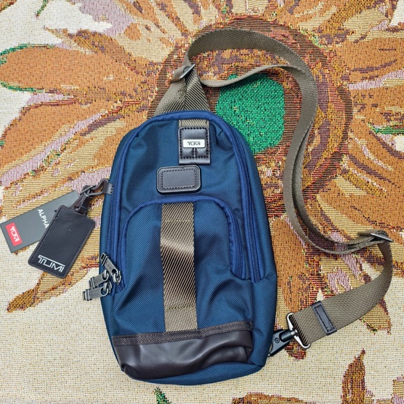 🌺Tumi Alpha Bravo Compact Shoulder BagChest Pack